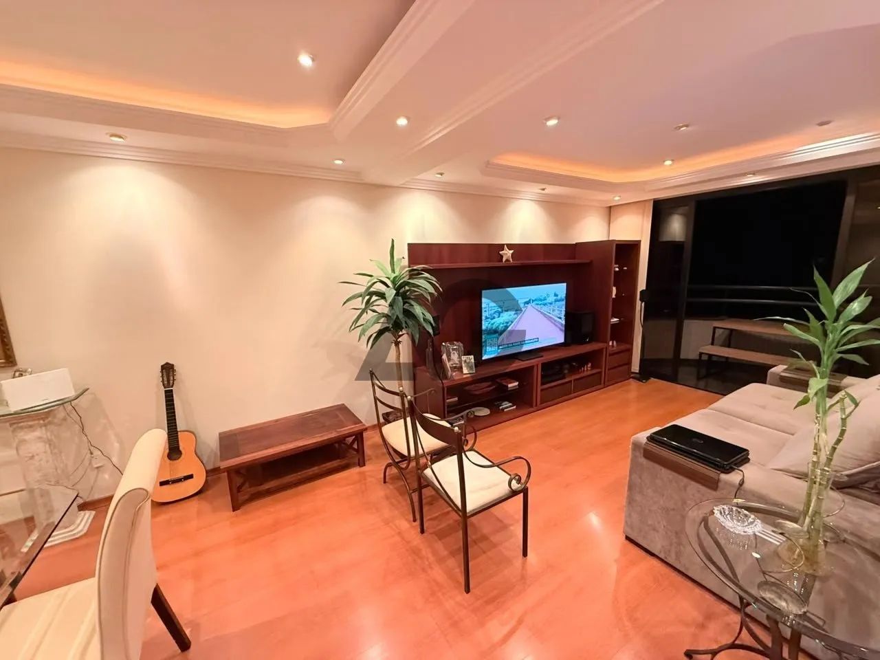 Apartamento | 3 Dormitórios | 1 Suíte |+ 1 Dormitório e W.C. na Área de Serviço | Ótima Lo - Foto 5