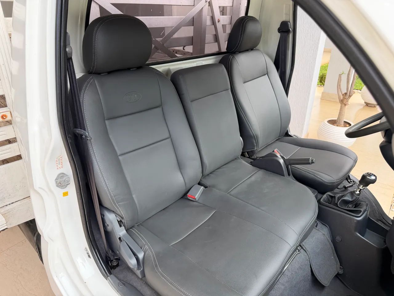 Kia Motors Bongo K-2500 2.5 4X2 TB Diesel 2015 - Foto 12