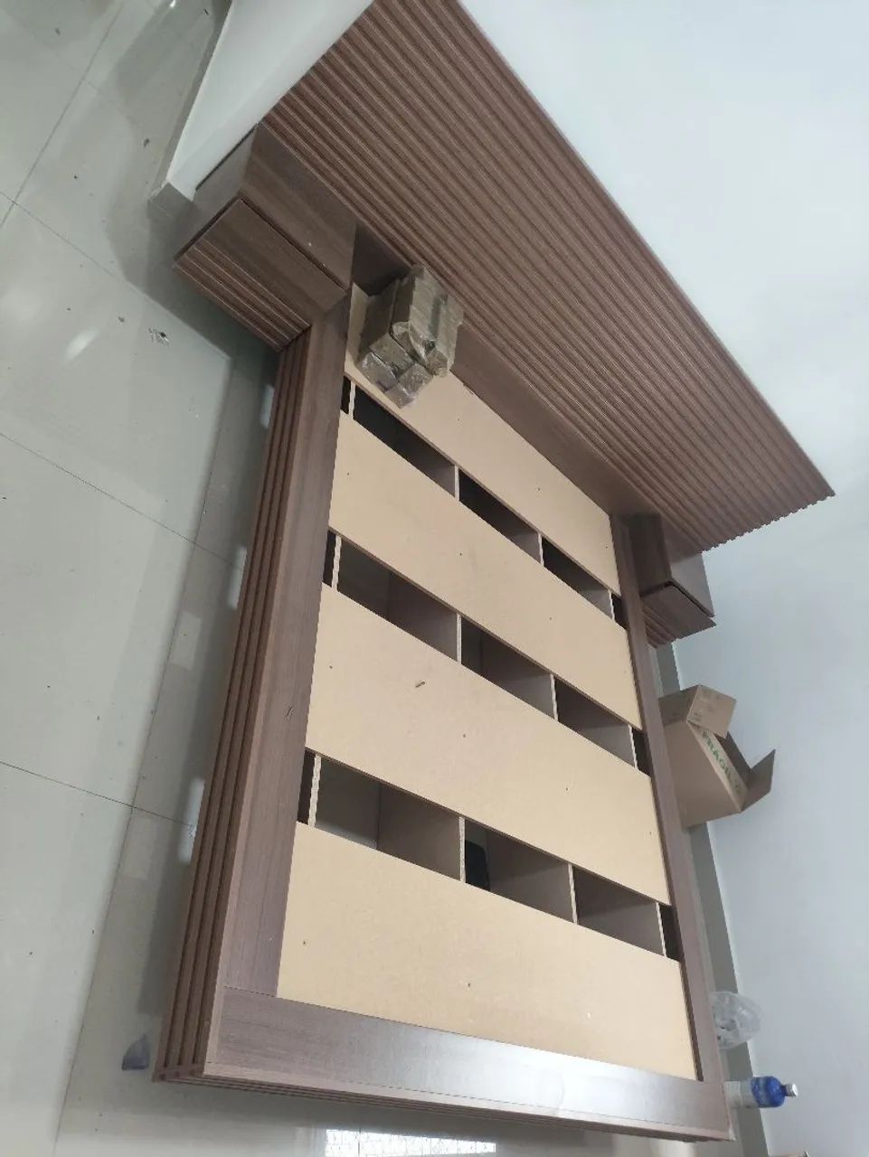 Cama com cabeceira e criado mudo - Foto 2