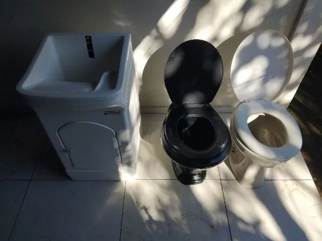 Vasos e tanquinho