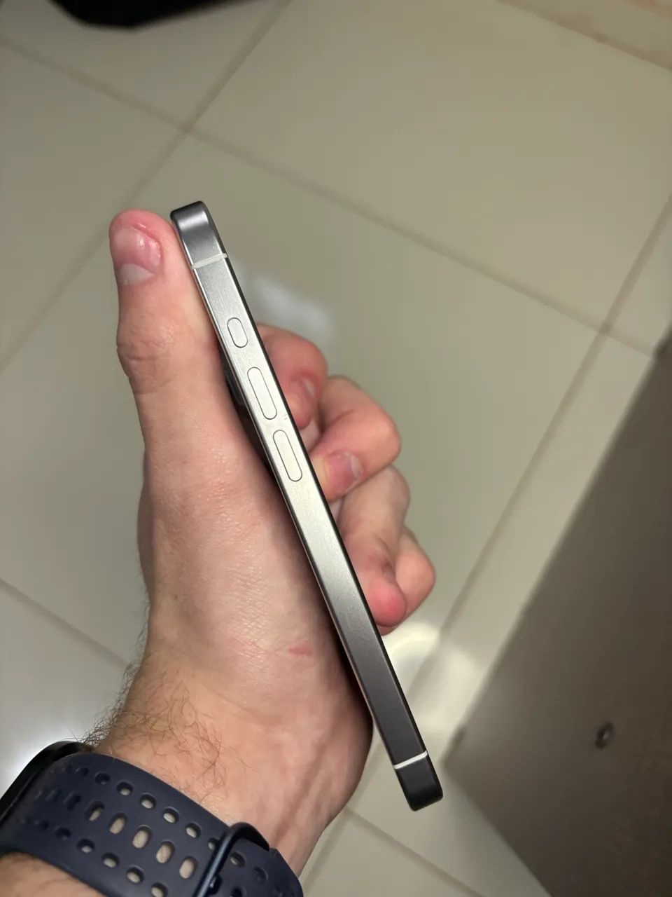 iPhone 15 Pro - Foto 3