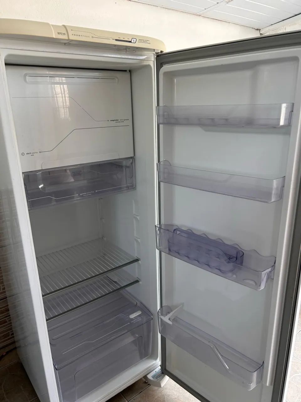 GELADEIRA ELECTROLUX USADA EM BOM ESTADO - Foto 5