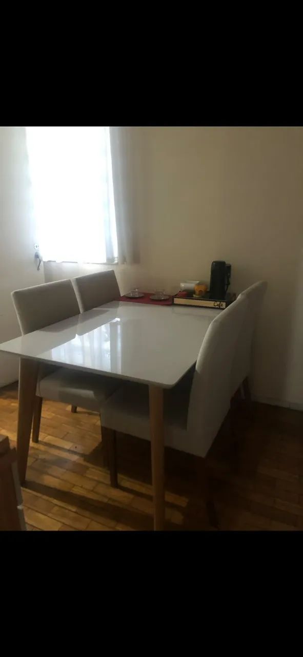 MESA DE JANTAR COM 4 CADEIRAS  - Foto 2