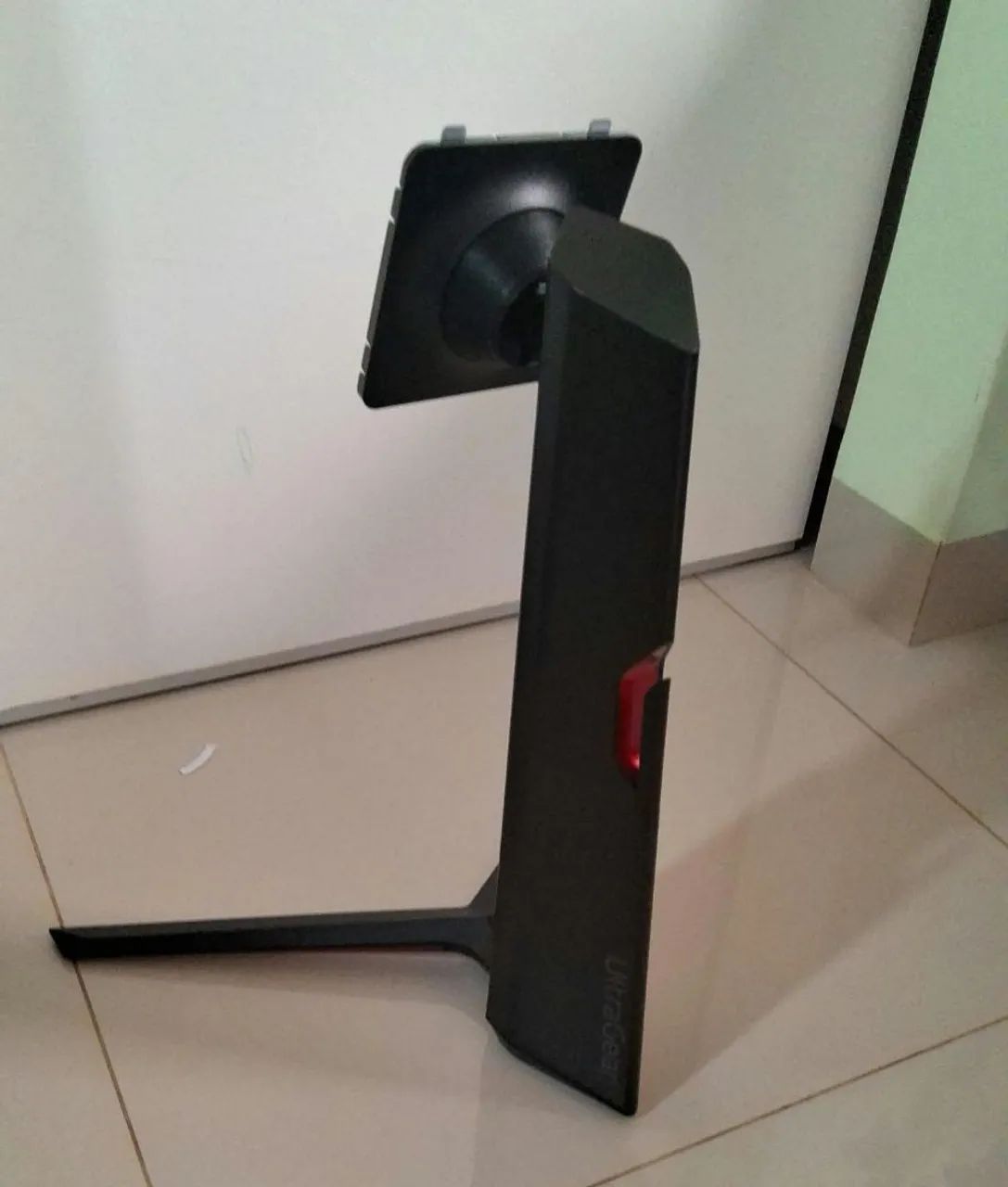 Monitor Gamer LG UltraGear 27" IPS, 144Hz - Foto 3