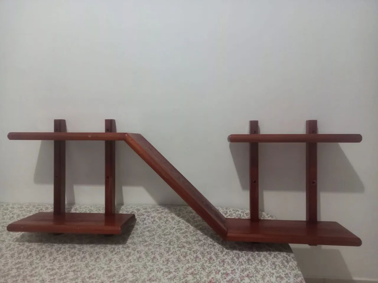Estante de madeira - Foto 2