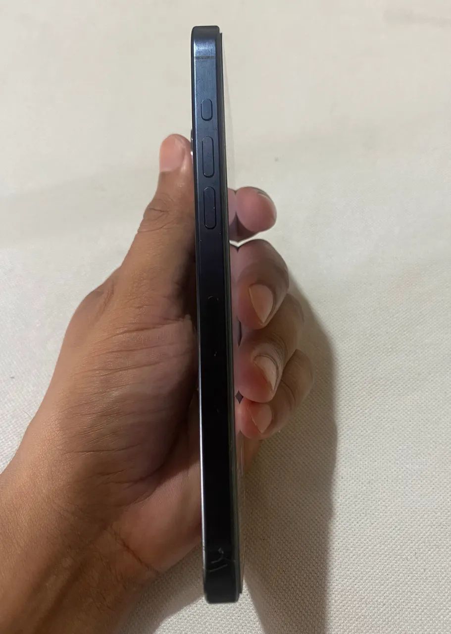 iPhone 15 Pro Max - Foto 2