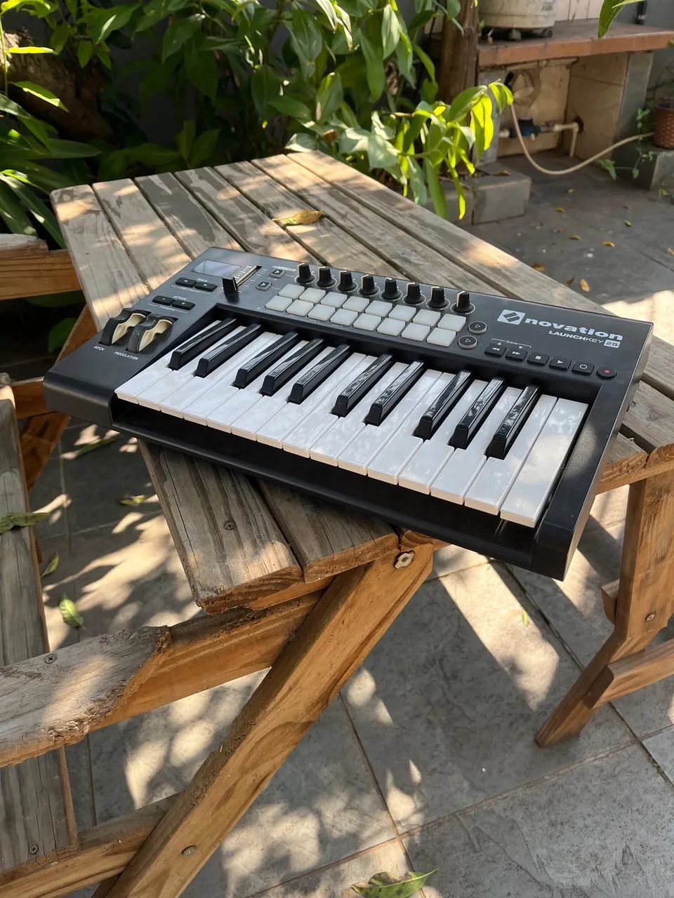 Novation Launchkey 25 MK2 teclado controlador - Instrumentos