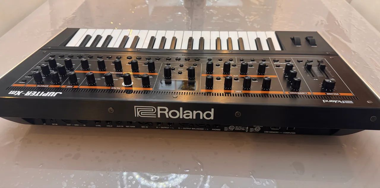 Roland Júpiter XM novíssimo  - Foto 2