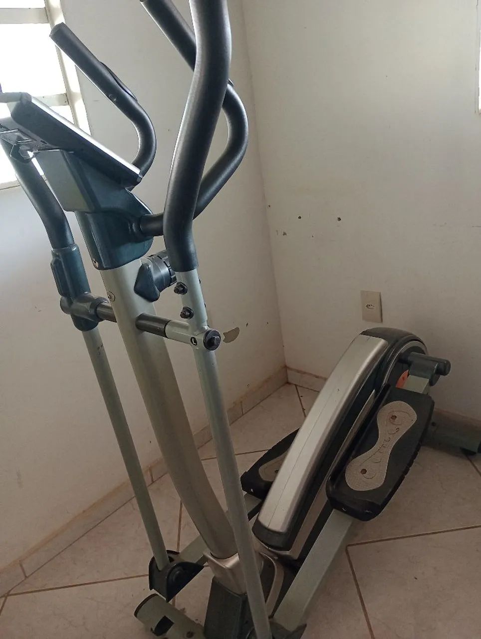 Aparelho de ginástica 