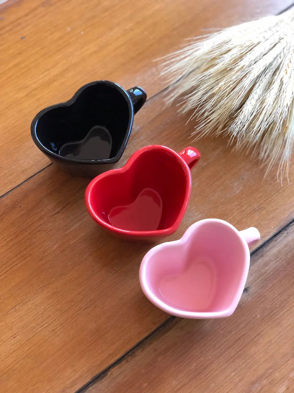 Conjunto de 6 xícaras de coração - NOVO