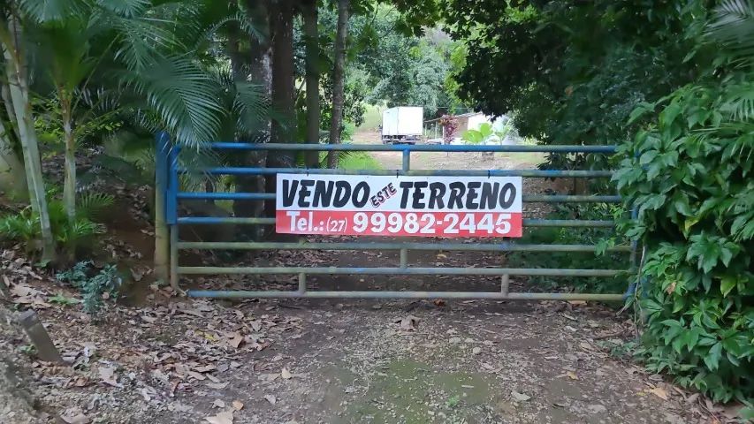 Sitio em Roda d'água