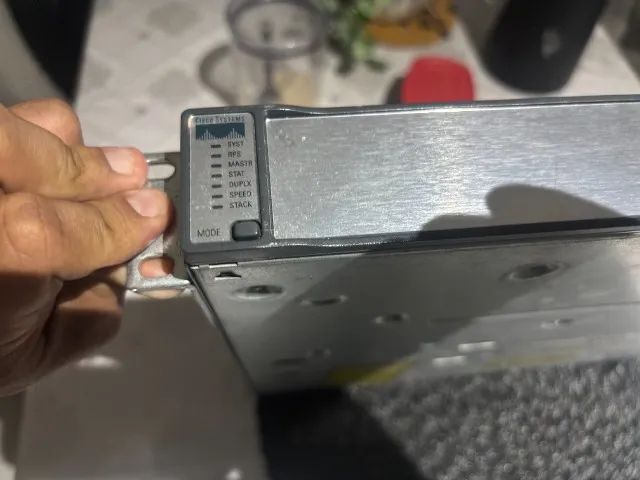 Switch Cisco 3750G -  Bom Estado - Foto 2