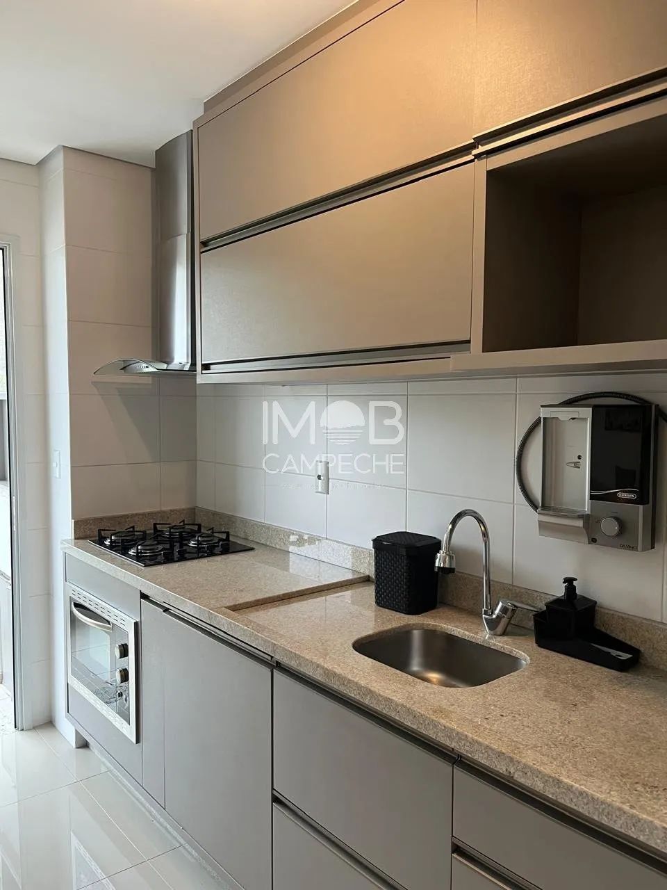 Apartamento 3 dormitórios (1 suíte) no coração do Campeche - Florianópolis - SC - Foto 3