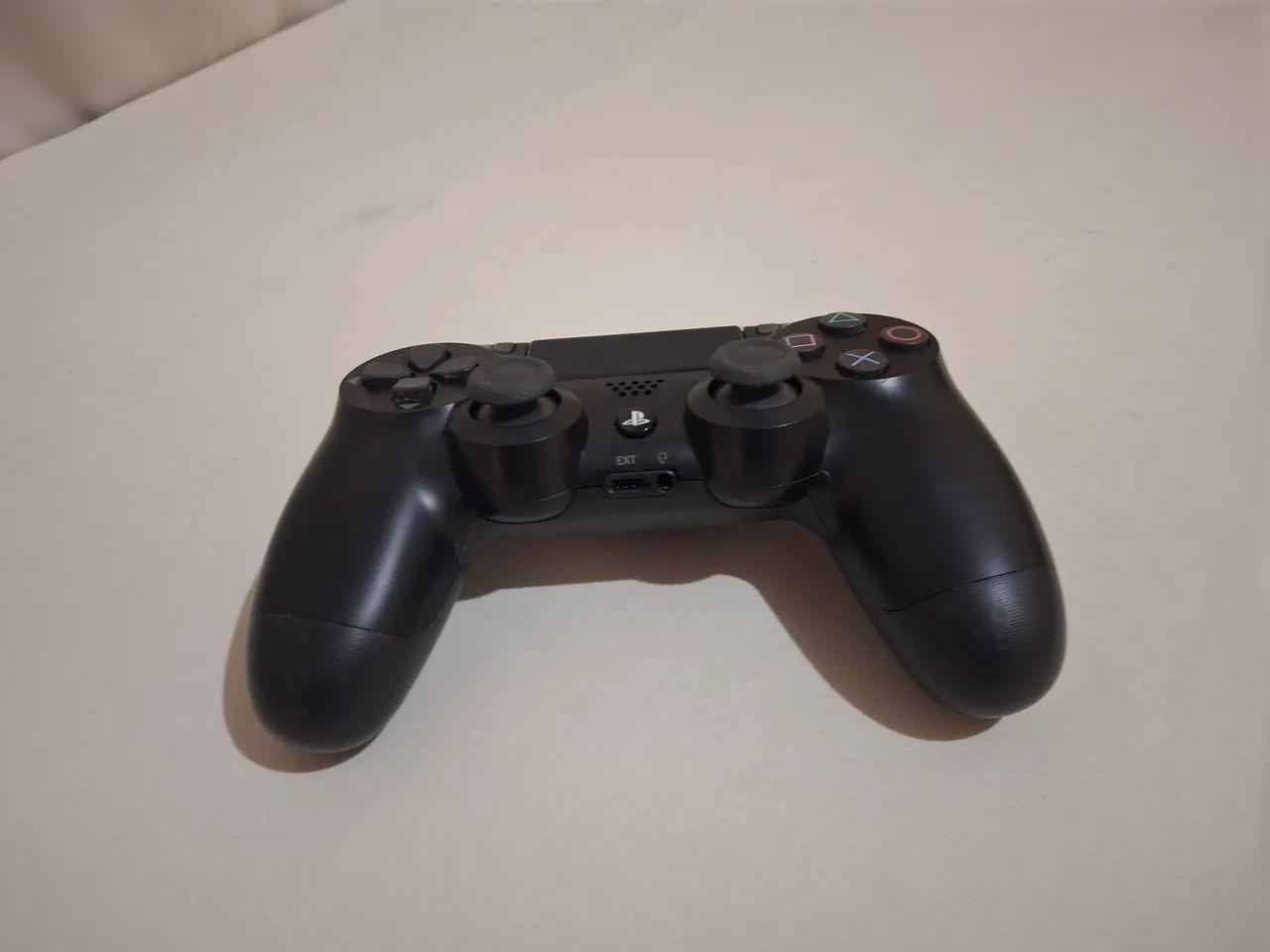 Vendo controle ps 4 original 