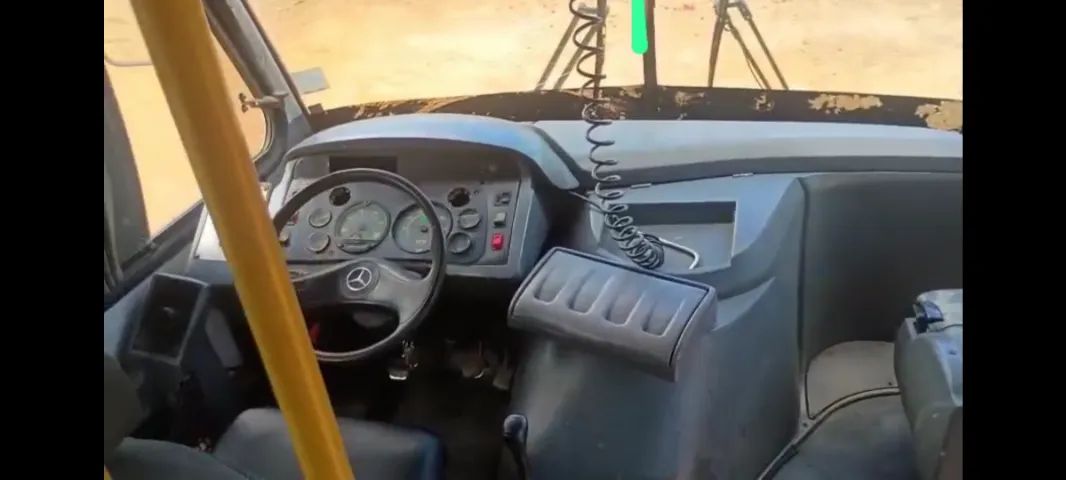 Micro ônibus Mercedes 2012 - Foto 4