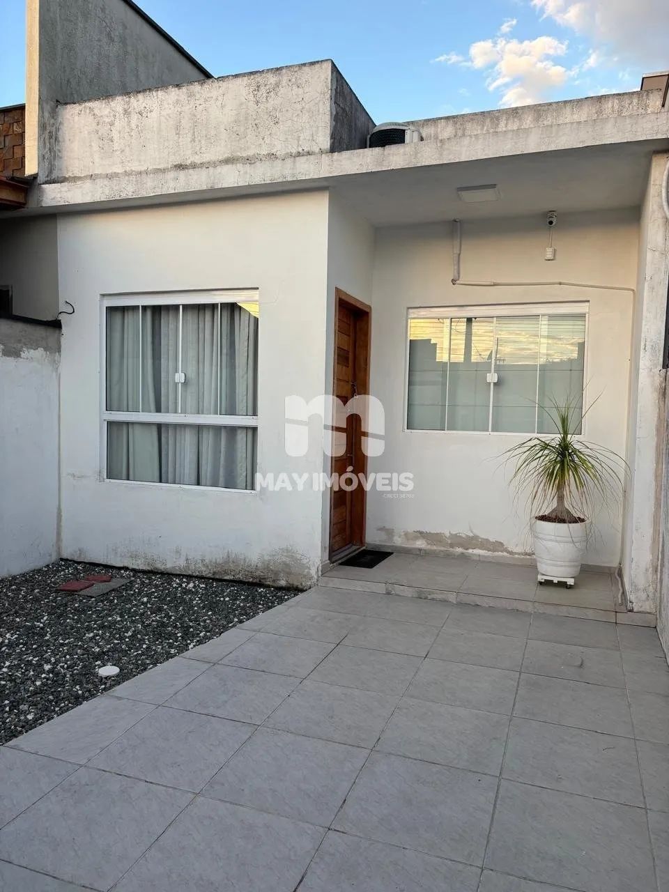Casa geminada no Cidade nova R$450.000,00