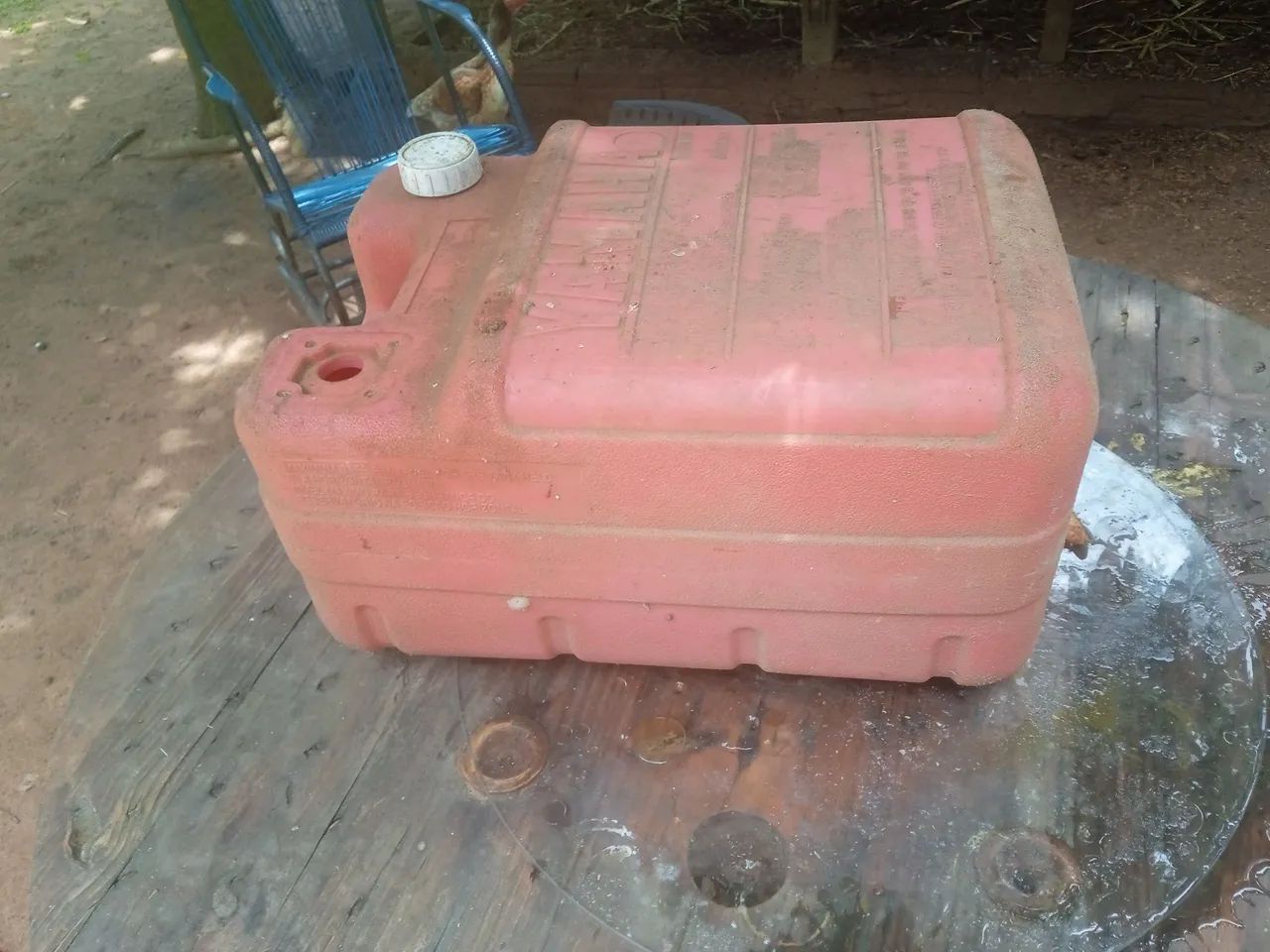 Vendo tanque para canoa de 30 litros semi novo - Foto 2