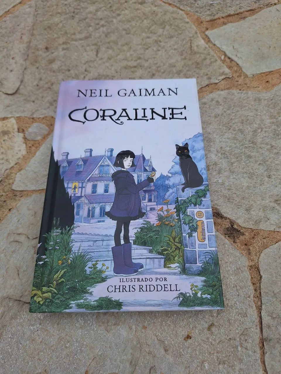 Livro Coraline
