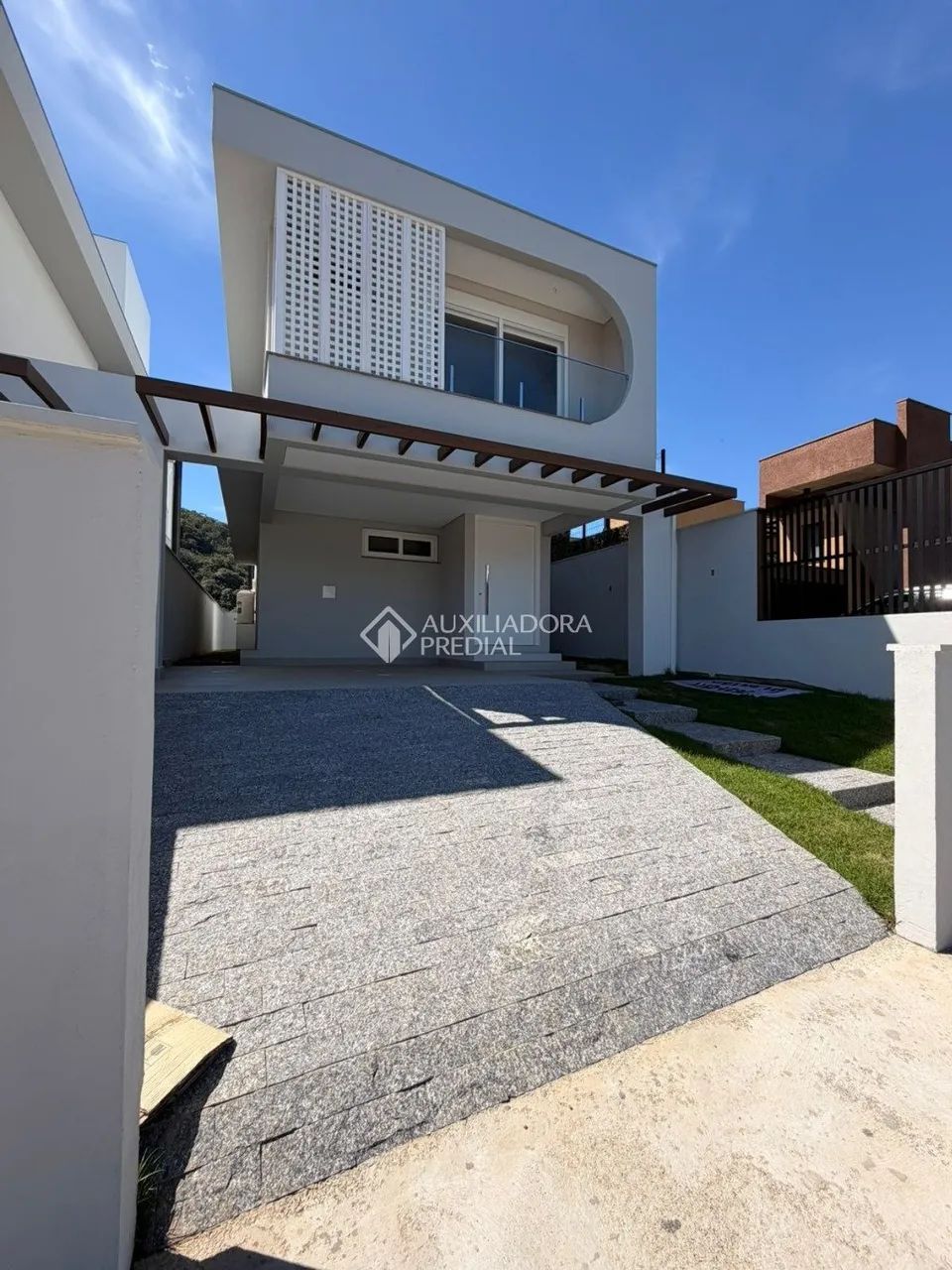 CASA 3 DORM - VILLA PAMPLONA