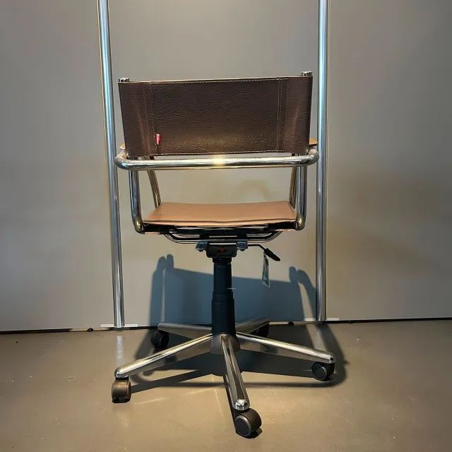 Cadeira de Escritório Diretor em Couro  - Foto 2