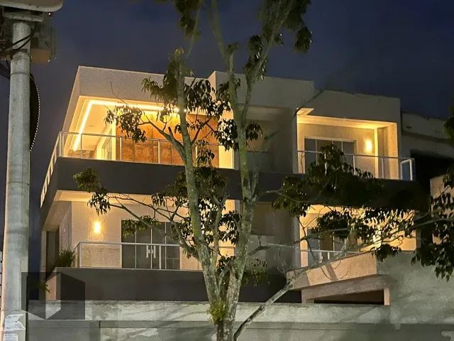 Casa em Vargem Pequena