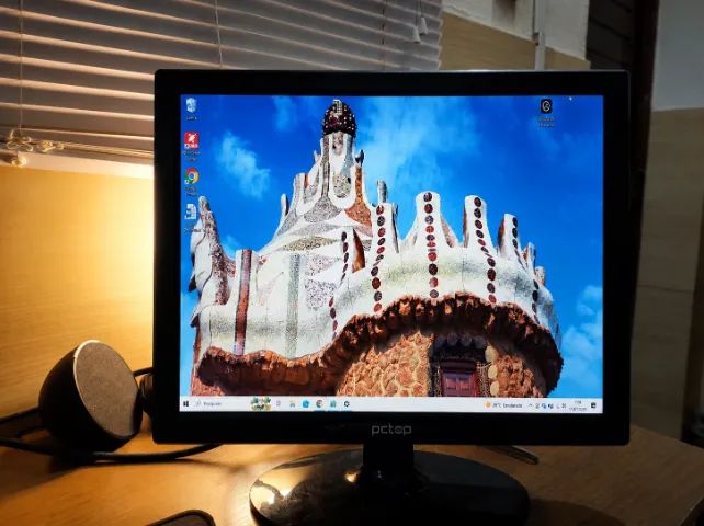 Monitor 15'' Polegadas - Funcionando perfeitamente!