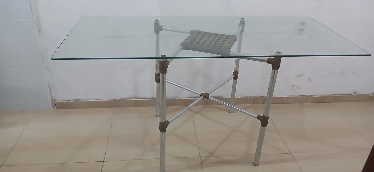 Mesa com tampo de vidro  - Foto 4