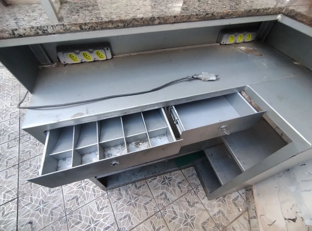 Venda balcão com expositor inferior e superior - Foto 4