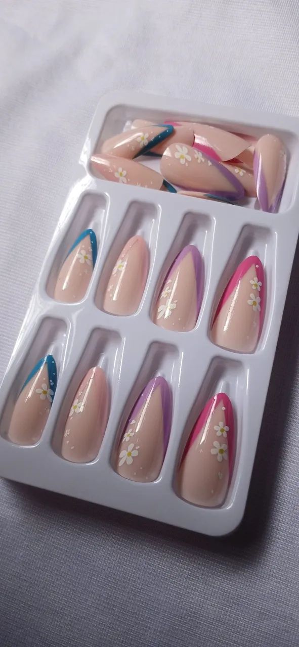 24 unhas postiças realista  - Foto 2