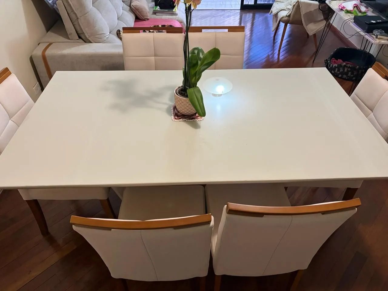 VENDO ELEGANTE MESA 6 CADEIRAS - Foto 4