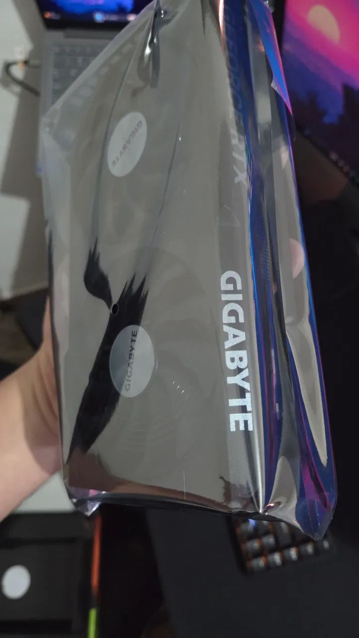 (Lacrada) RTX 5050 8 GB Gigabyte Windforce OC V2 - Foto 4
