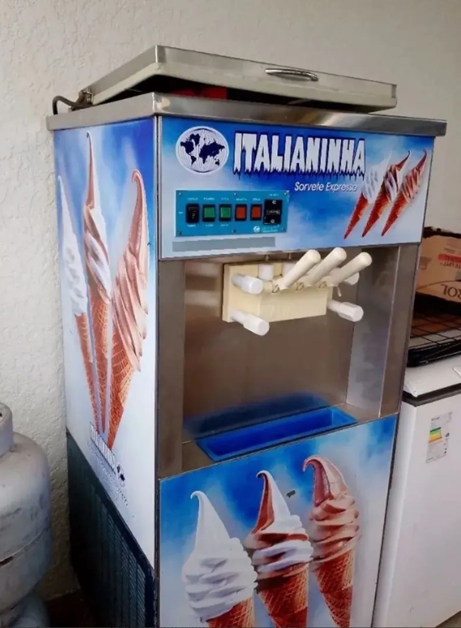 Máquina de Sorvete e Acaí Expresso 