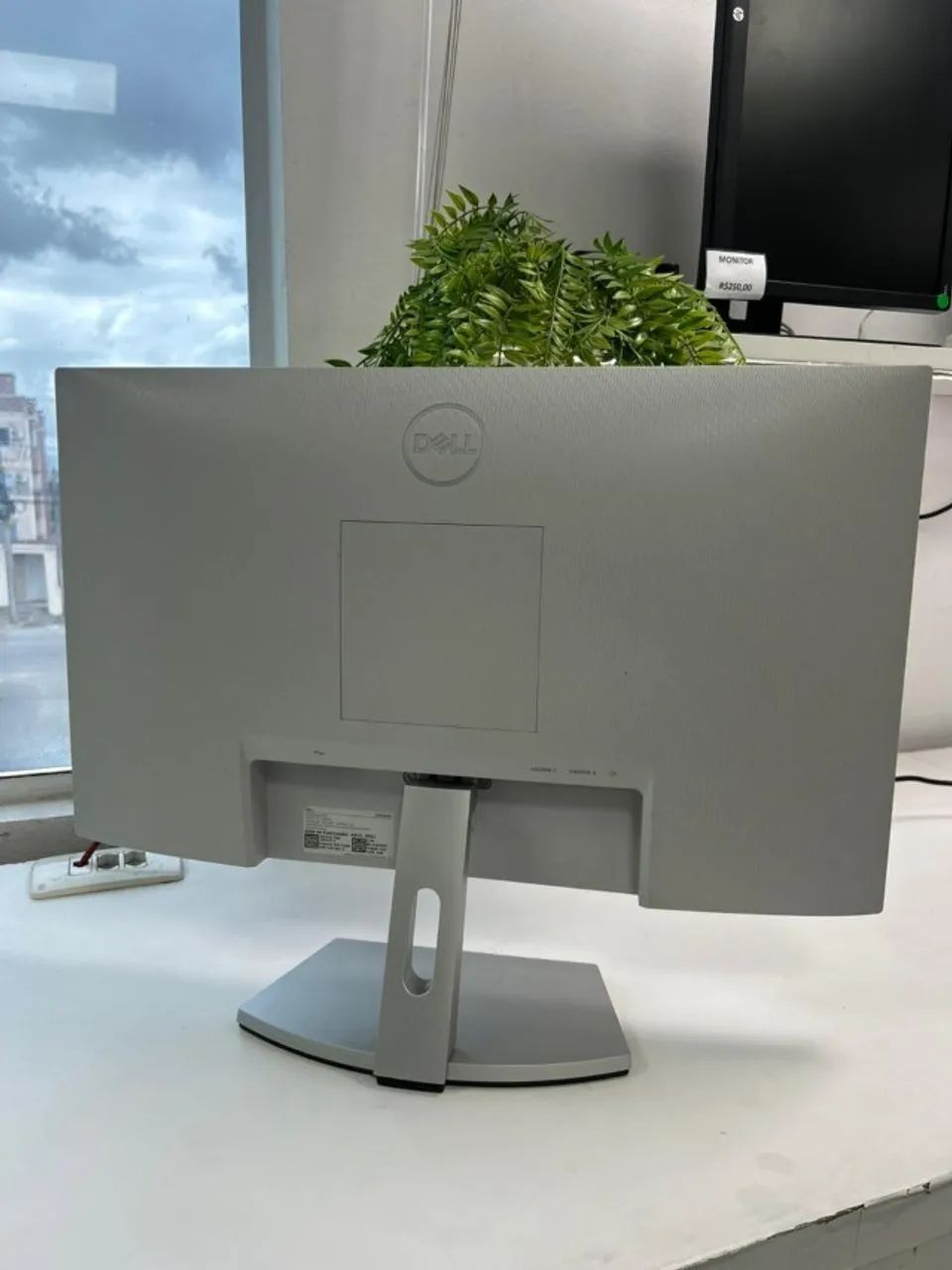 Monitor Dell 24 Polegadas Branco HDMI e VGA - Foto 2