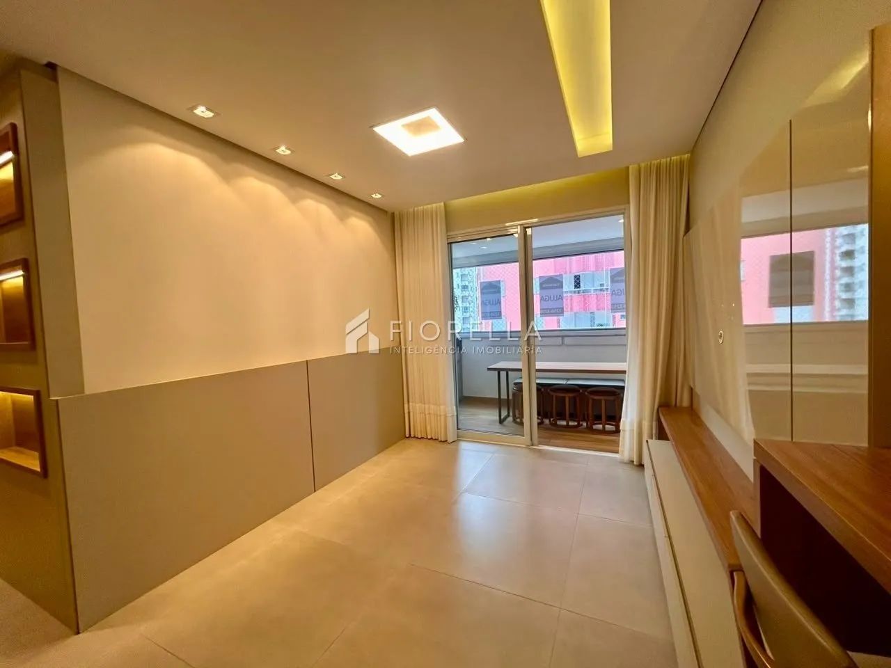 Apartamento com 03 dormitórios com Suíte e 02 demi-suites no bairro Campinas - São José - Foto 4