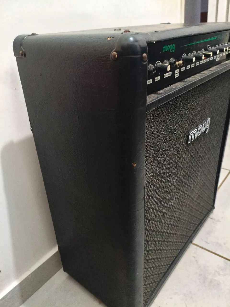 Amplificador Moog ACOORD 580s - Foto 3