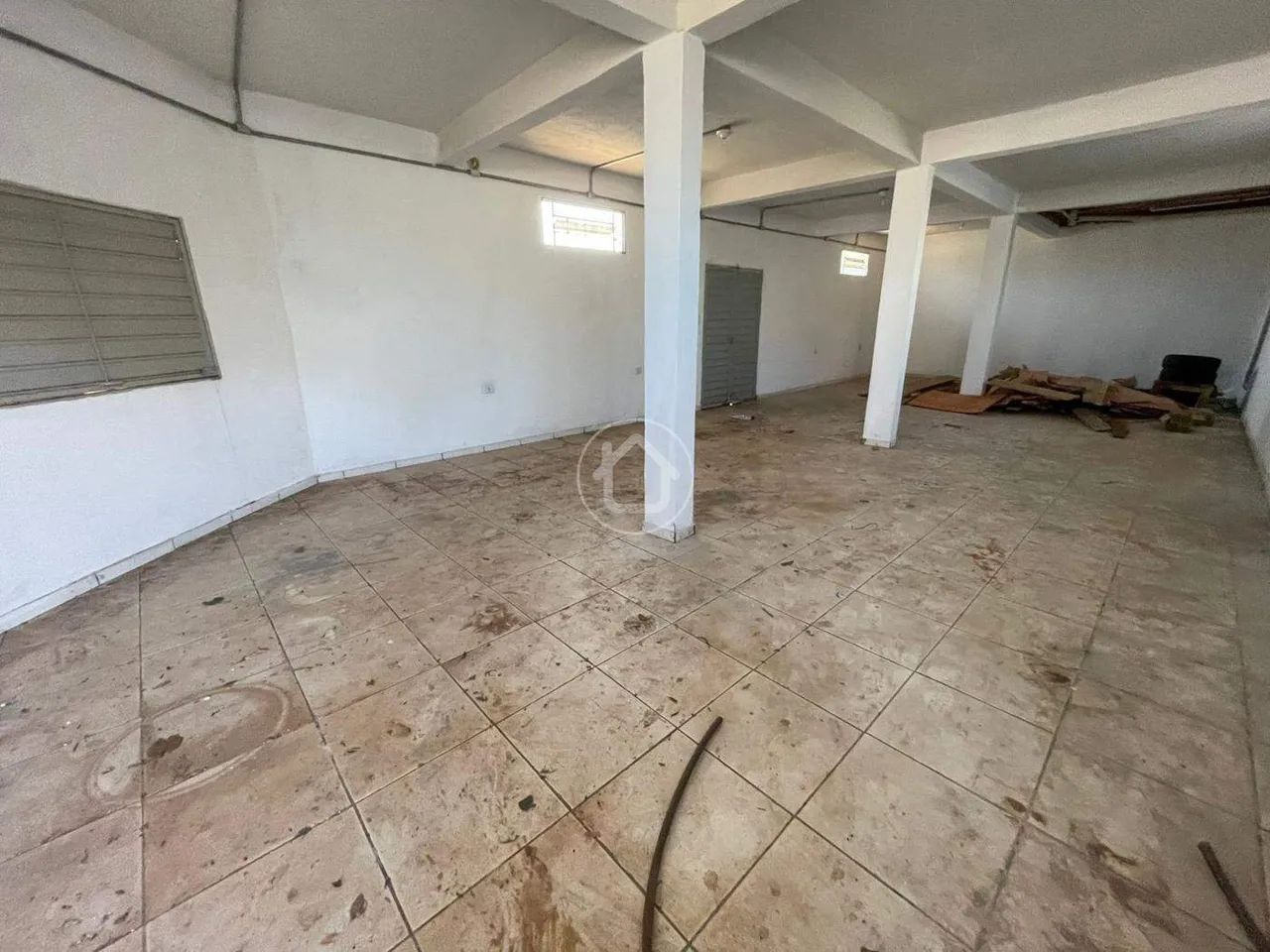 SALÃO COMERCIAL COM RESIDÊNCIA NO PISO SUPERIOR - Foto 3