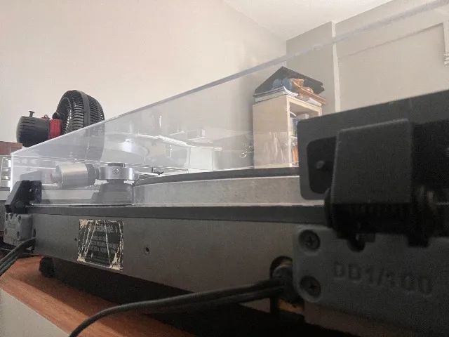 Toca discos Gradiente DD100q - Foto 4