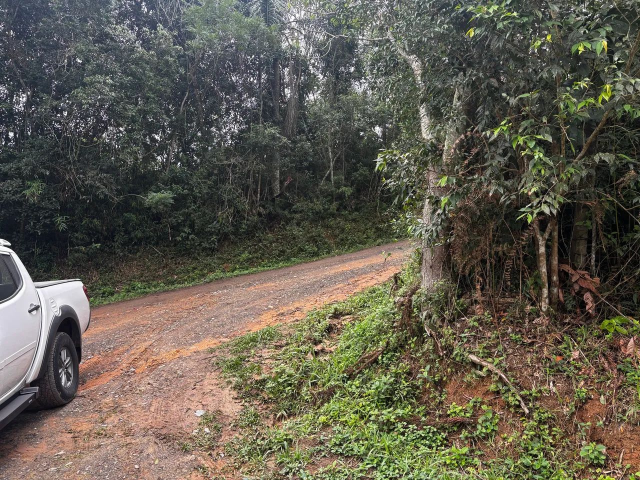 ABAIXEI PARA VENDER! VENDO TERRENO EM SÃO LOURENÇO DA SERRA - Foto 2