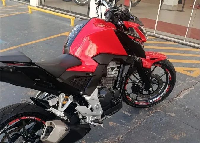 CB twister 300F
