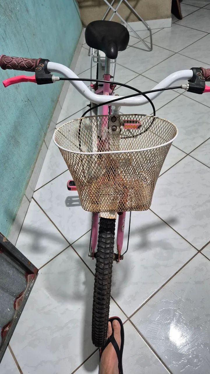 Bicicleta Aro 24 Rosa Bom Estado - Foto 3