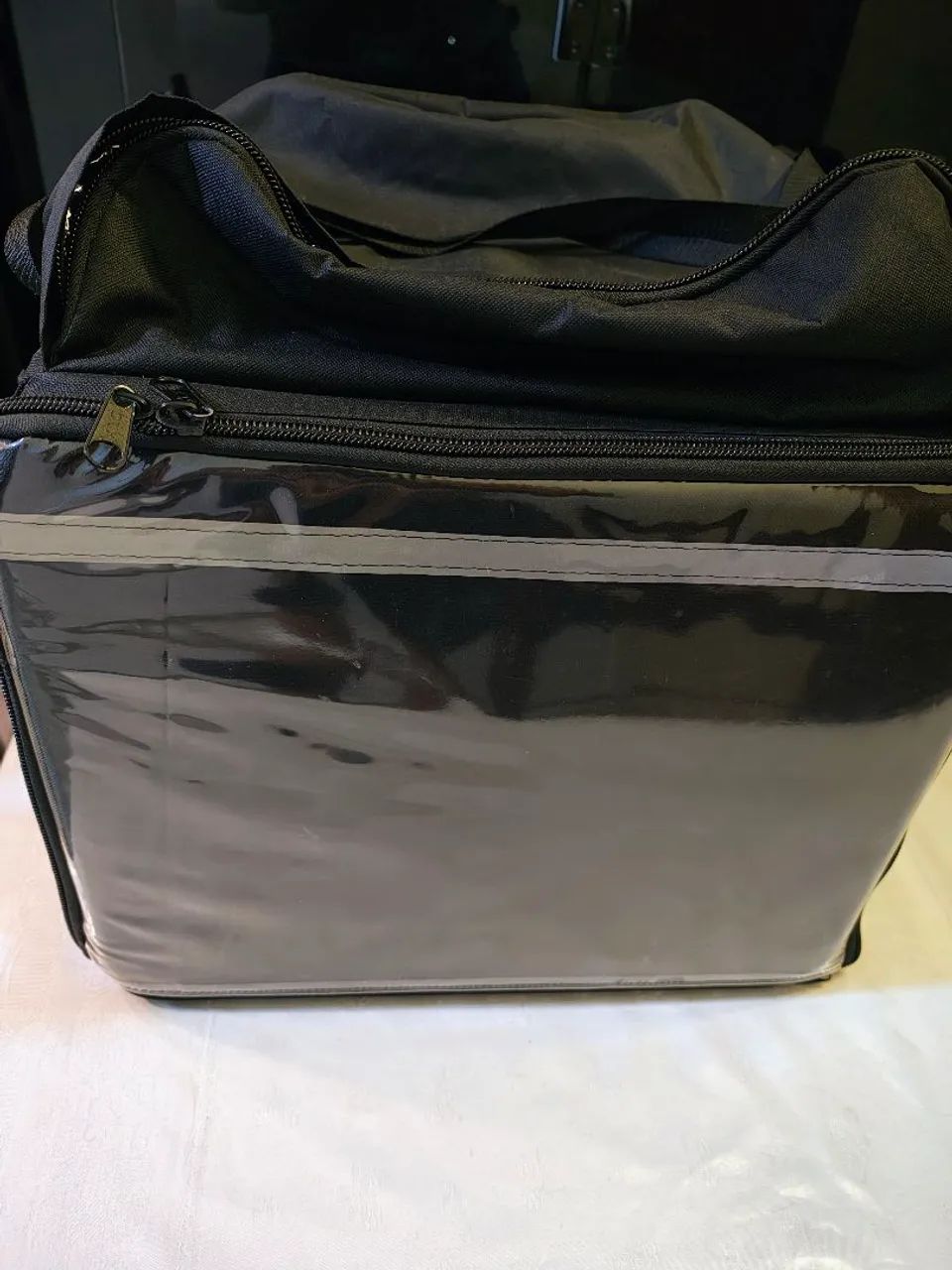Vendo uma bag nova nunca usada - Foto 2