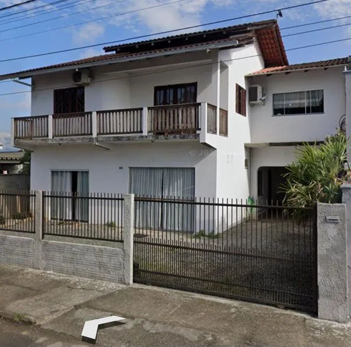 Vendo sobrado em joinville sc