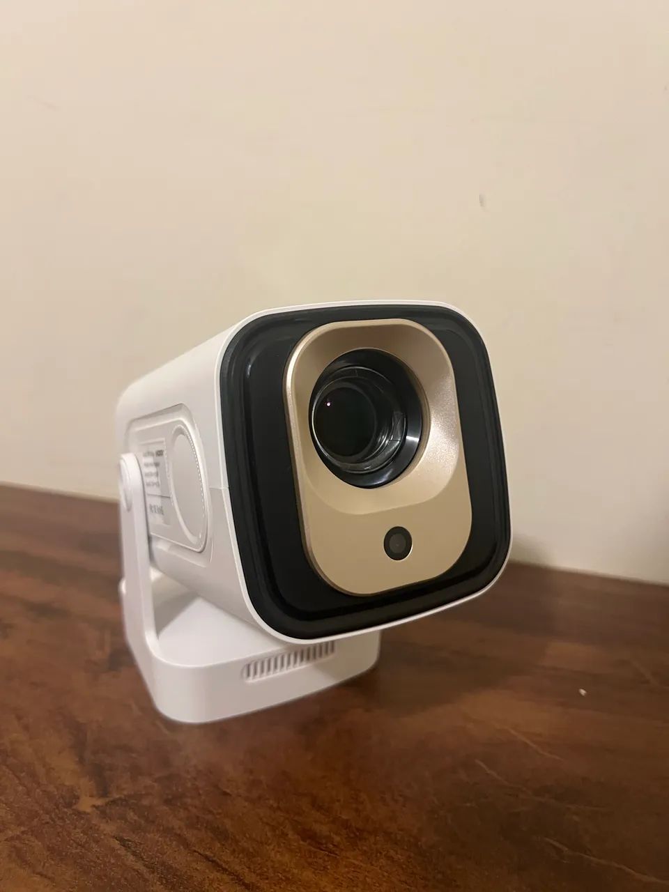 Projetor hy260pro até 150 polegadas