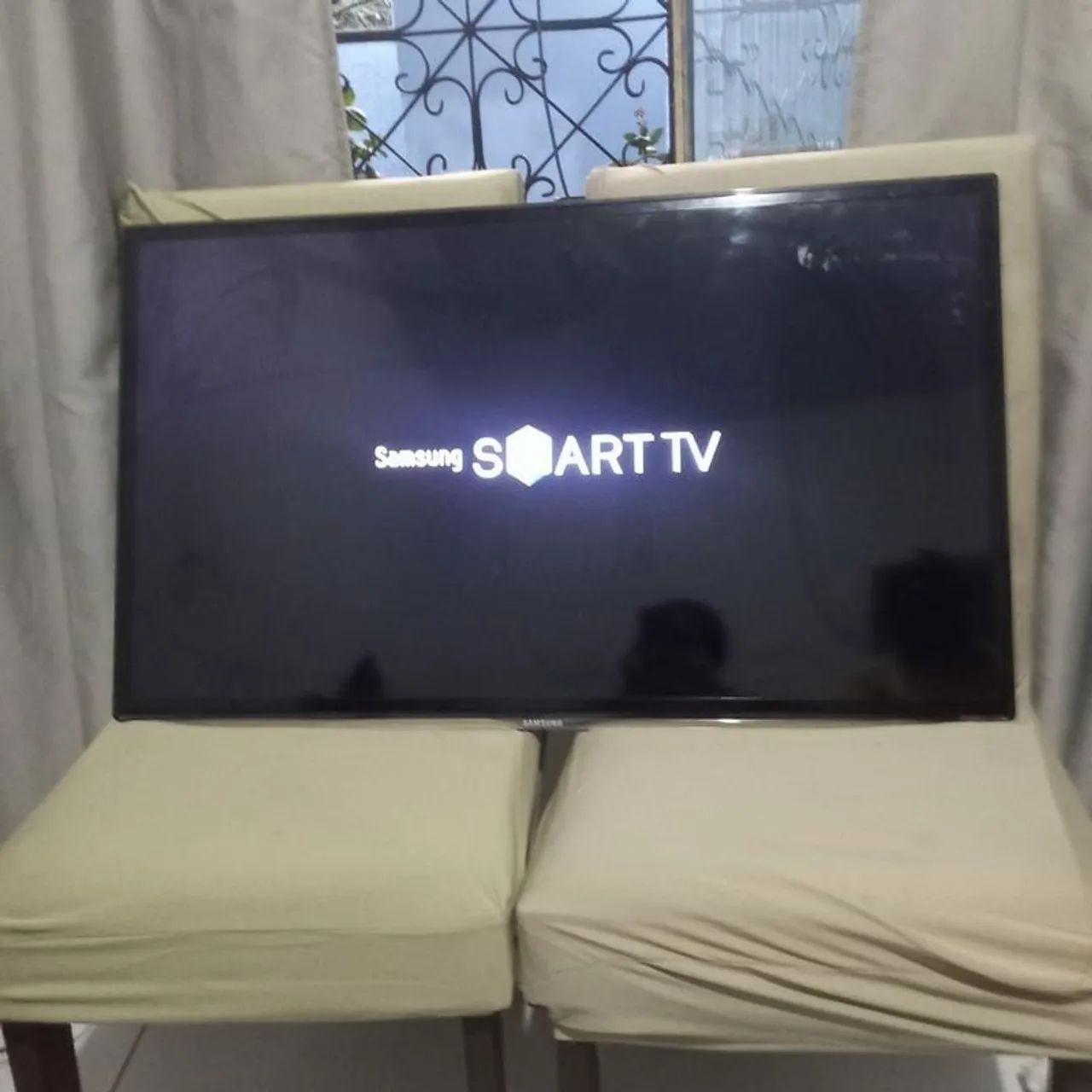 Smart tv samsung 43 Polegadas muito nova!! - Foto 2
