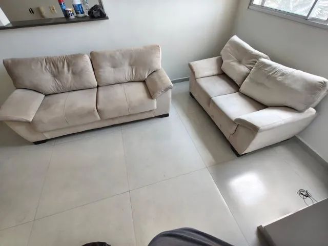 Conjunto sofá 2 e 3 lugares almofadas soltas - Foto 2
