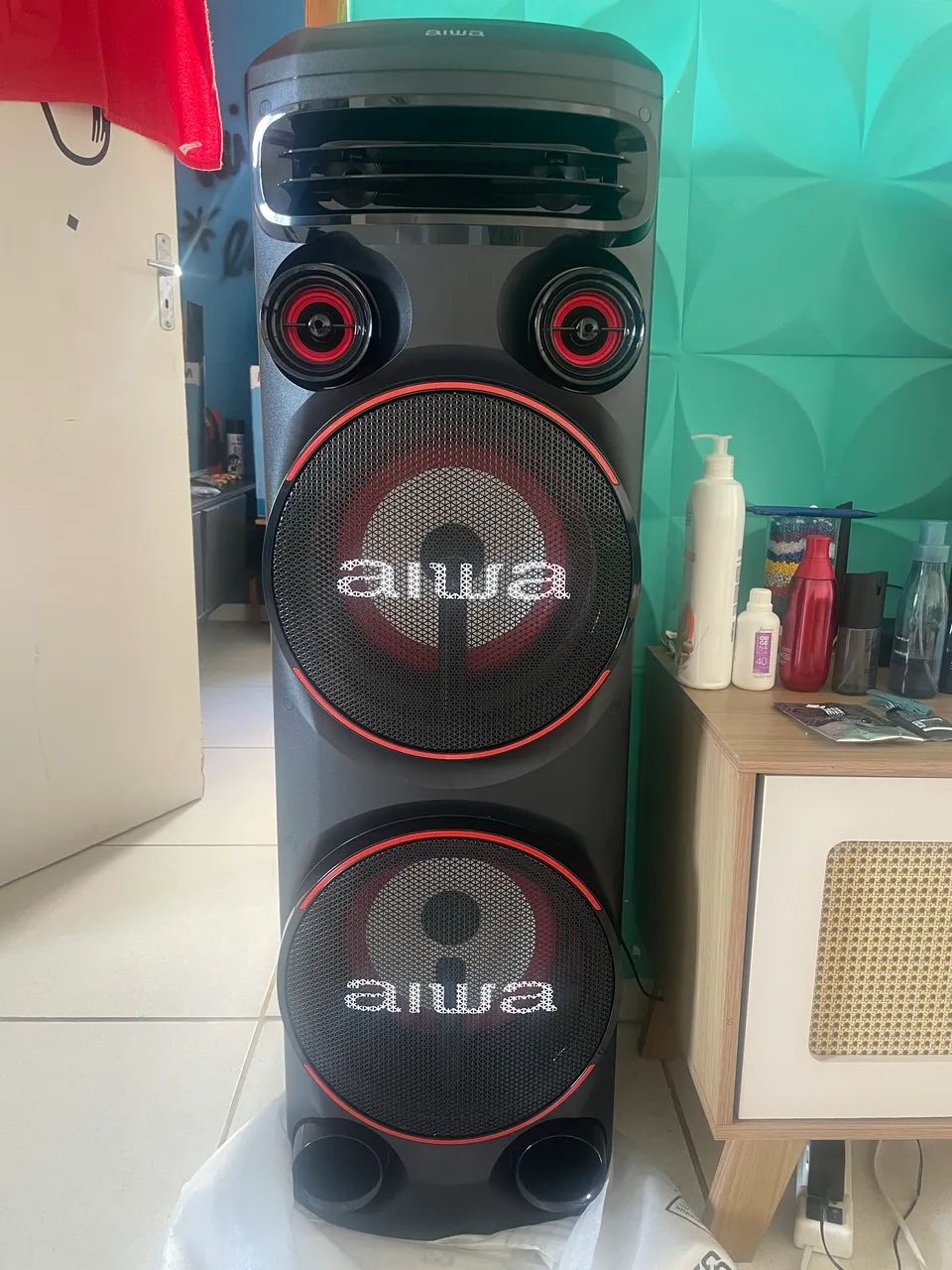 Som AIWA