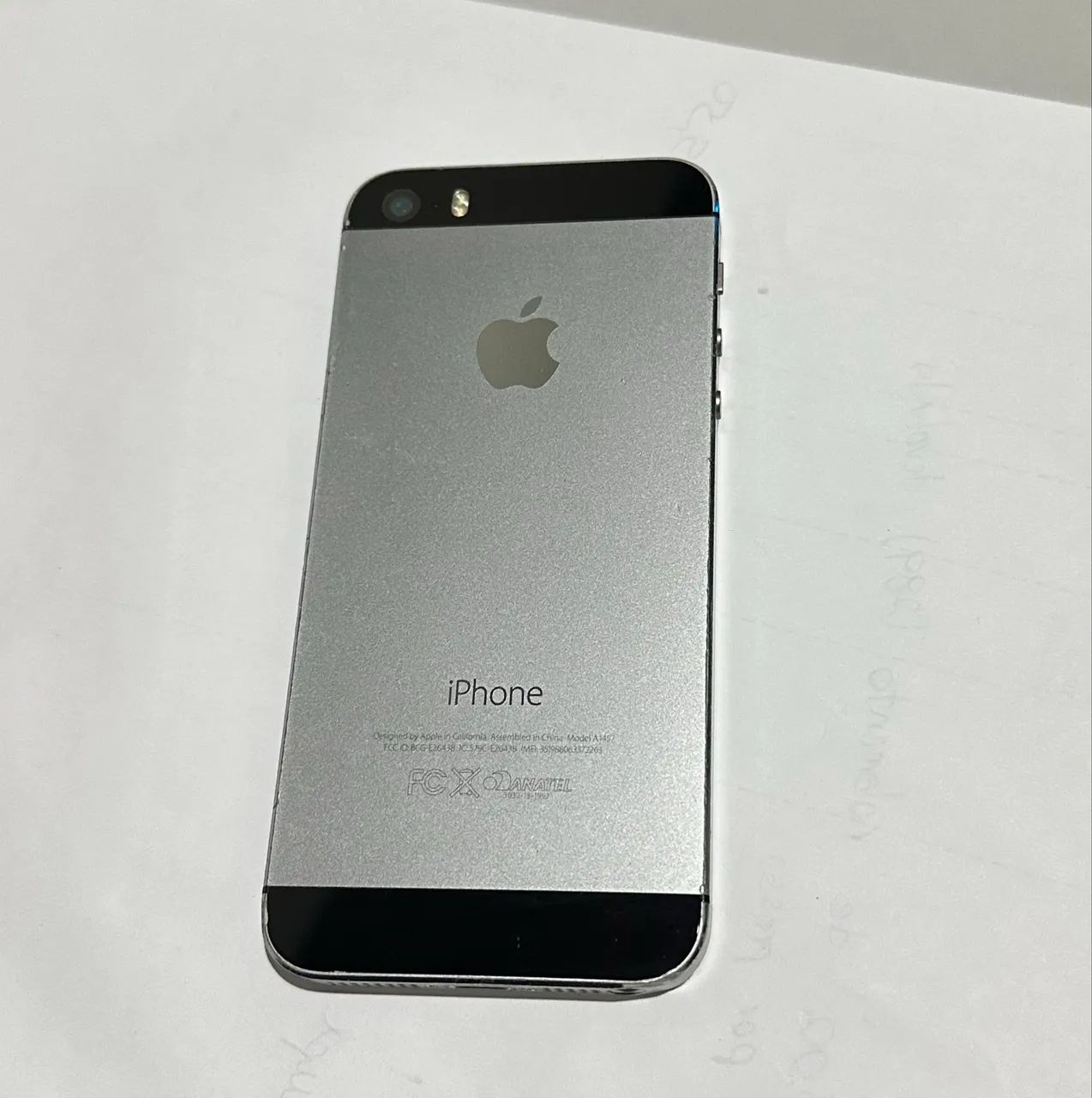 iPhone 5S 16GB na caixa em funcionamento - Celulares e Smartphones