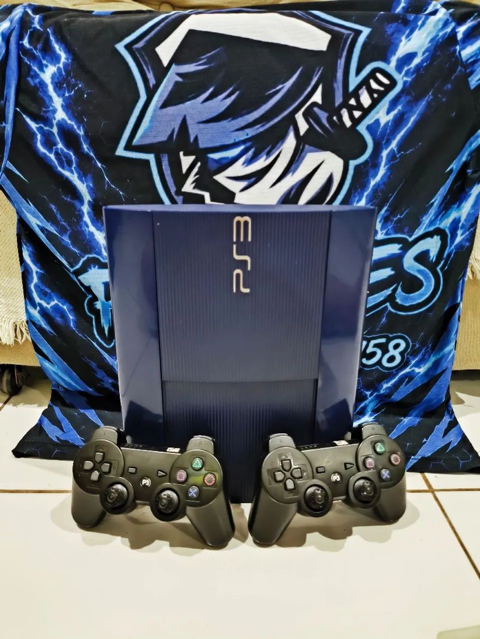 Ps3 super slim edição limitada + garantia 