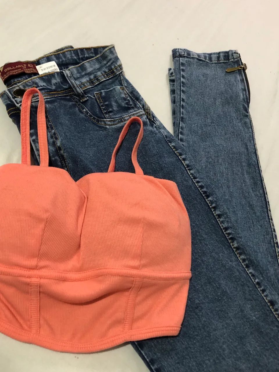 Look Calça Jeans E cropped 