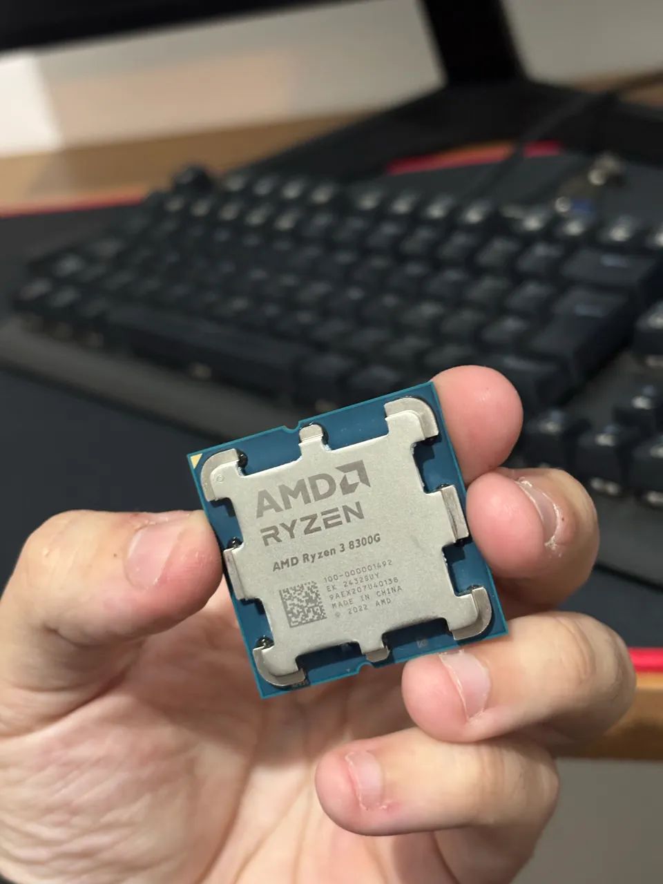 RYZEN 3 8300G - Foto 3